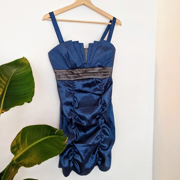 Vintage Shimmer Mini Dress (blue and silver) - Picture 7 of 7